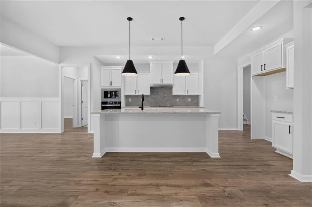 2021 Oconee Bluff Drive Athens, GA 30601