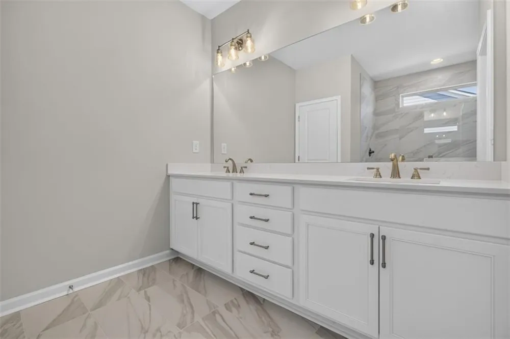 2021 Oconee Bluff Drive Athens, GA 30601