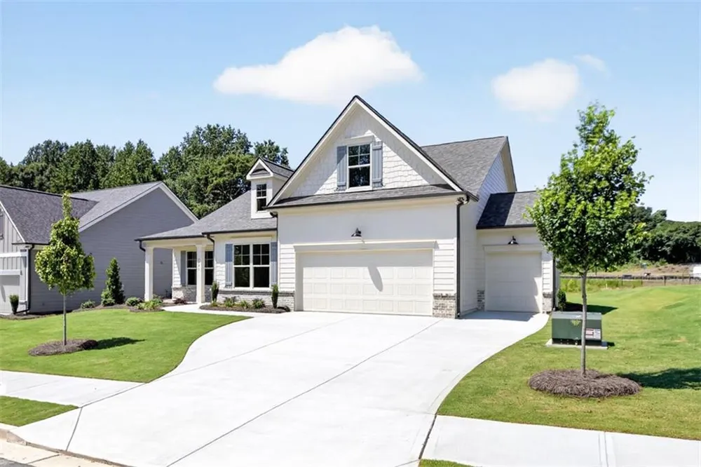 2021 Oconee Bluff Drive Athens, GA 30601