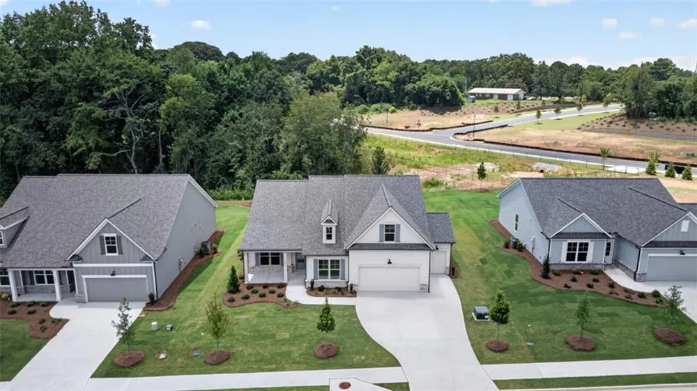 2021 Oconee Bluff Drive Athens, GA 30601