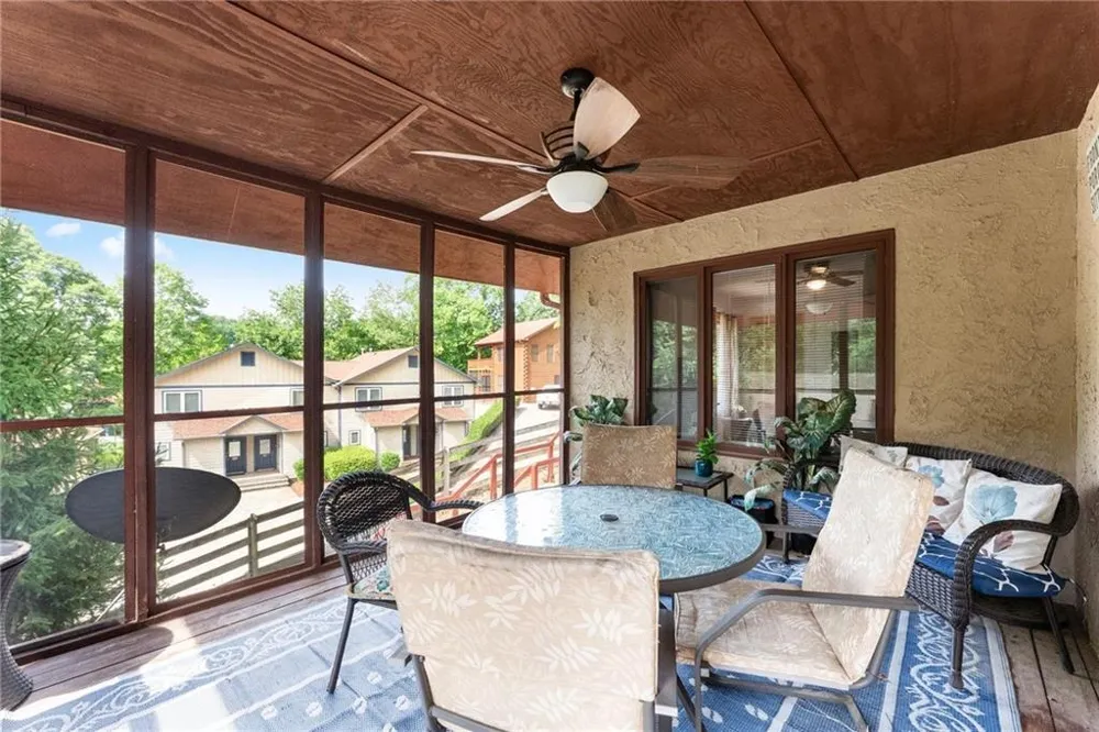 327 Brucken Strasse #311 Helen, GA 30545