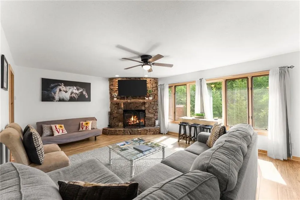 327 Brucken Strasse #311 Helen, GA 30545