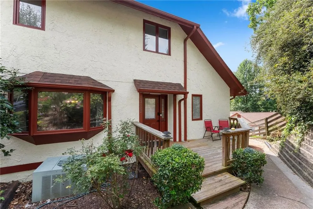 327 Brucken Strasse #311 Helen, GA 30545