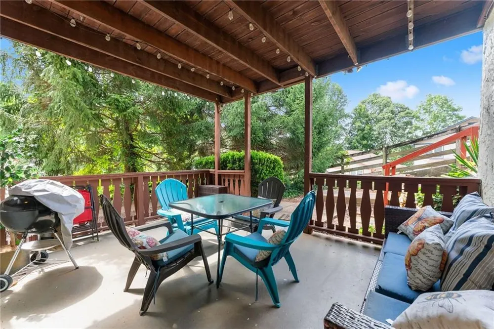327 Brucken Strasse #311 Helen, GA 30545