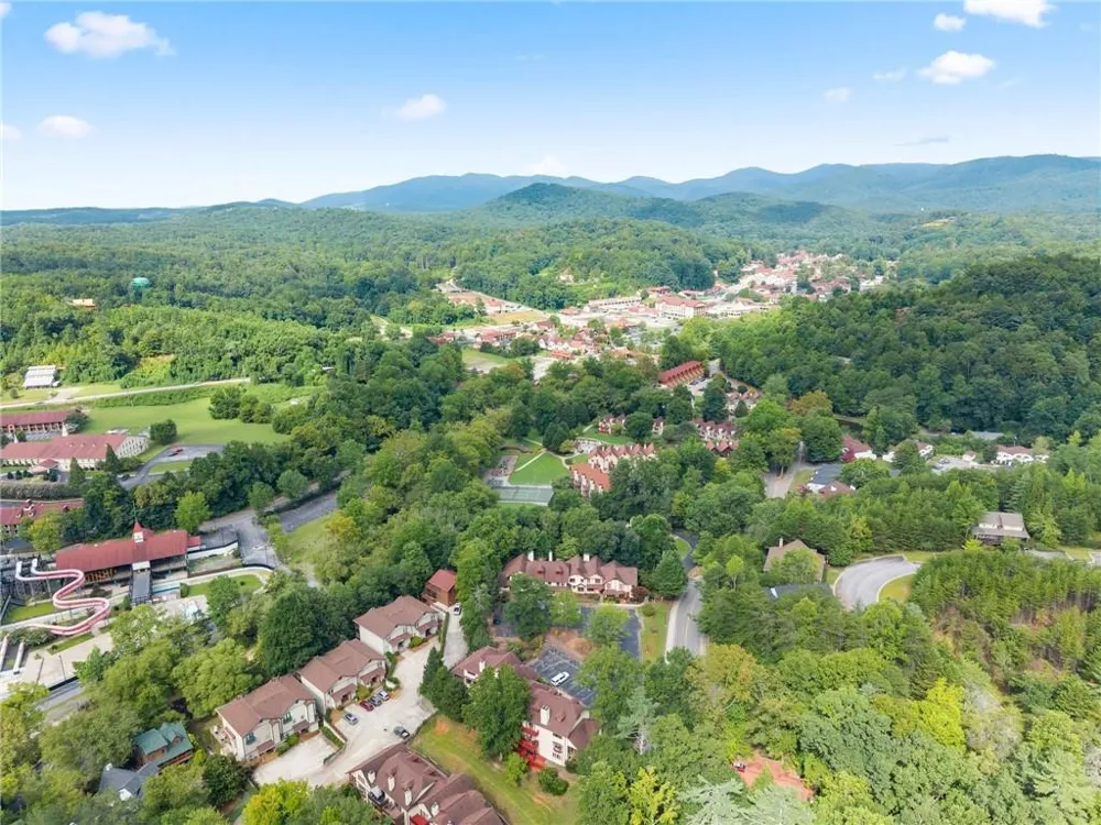 327 Brucken Strasse #311 Helen, GA 30545