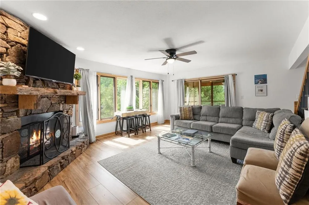 327 Brucken Strasse #311 Helen, GA 30545