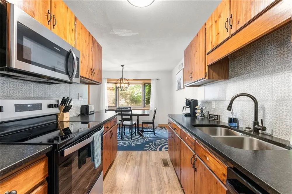 327 Brucken Strasse #311 Helen, GA 30545