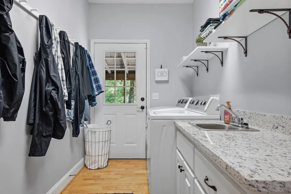 349 Parkview Ln Centerville, TN 37033