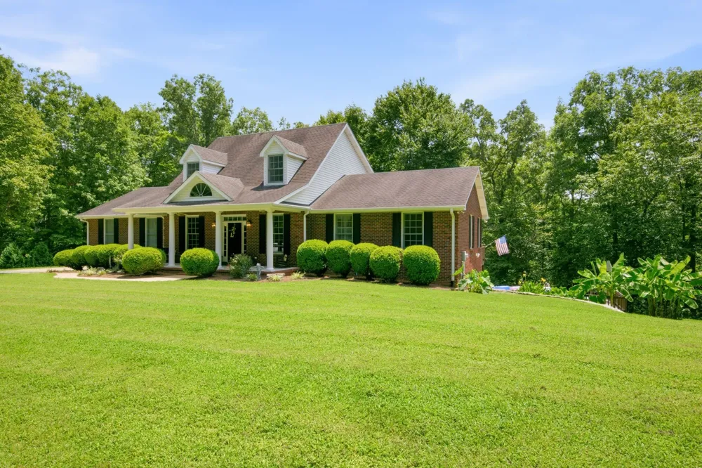 349 Parkview Ln Centerville, TN 37033