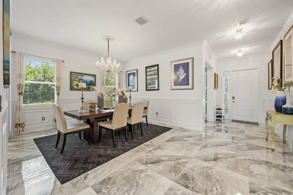 984 Sterling Pine Place Loxahatchee, FL 33470