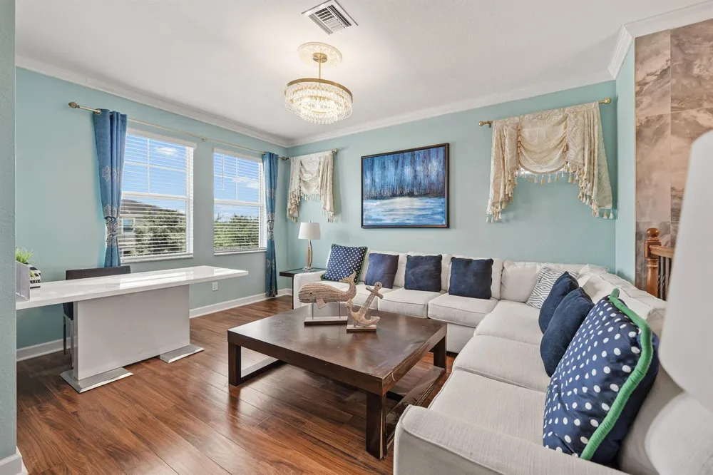 984 Sterling Pine Place Loxahatchee, FL 33470