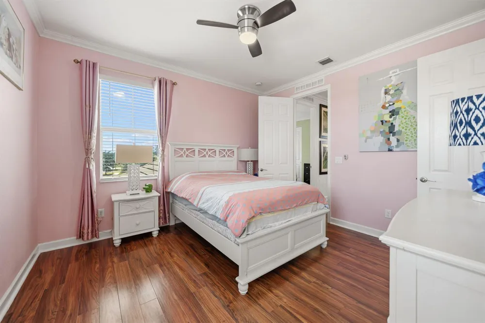 984 Sterling Pine Place Loxahatchee, FL 33470