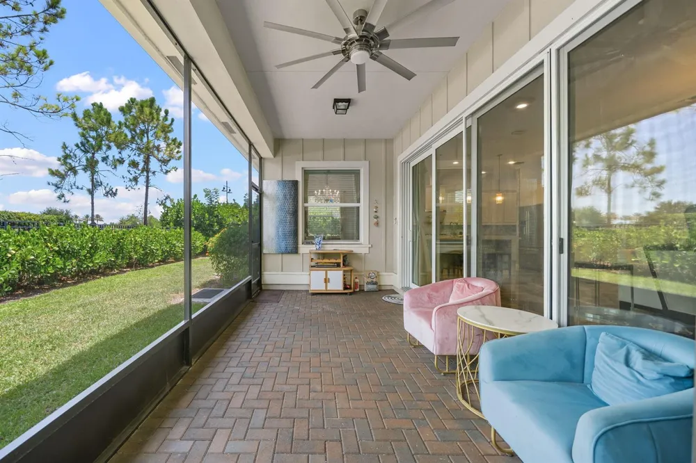 984 Sterling Pine Place Loxahatchee, FL 33470