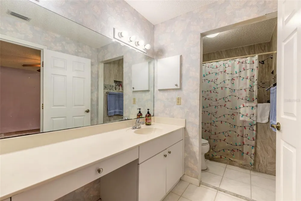 816 IRON HORSE ROAD Daytona Beach, FL 32114