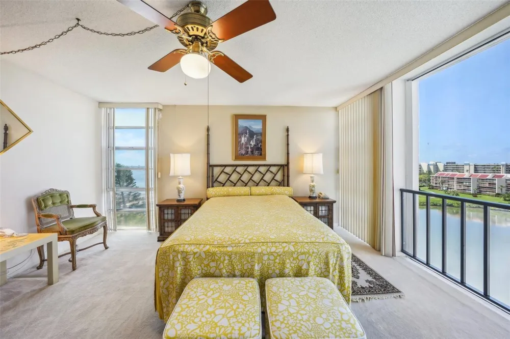 7400 SUN ISLAND DRIVE S #802 South Pasadena, FL 33707