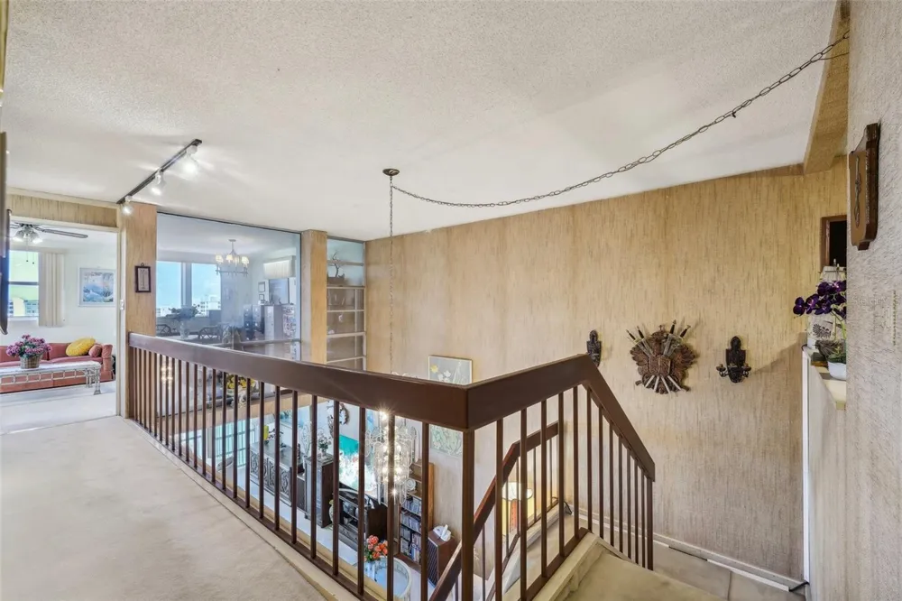 7400 SUN ISLAND DRIVE S #802 South Pasadena, FL 33707