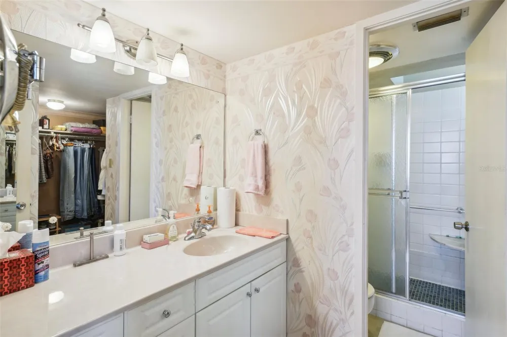 7400 SUN ISLAND DRIVE S #802 South Pasadena, FL 33707