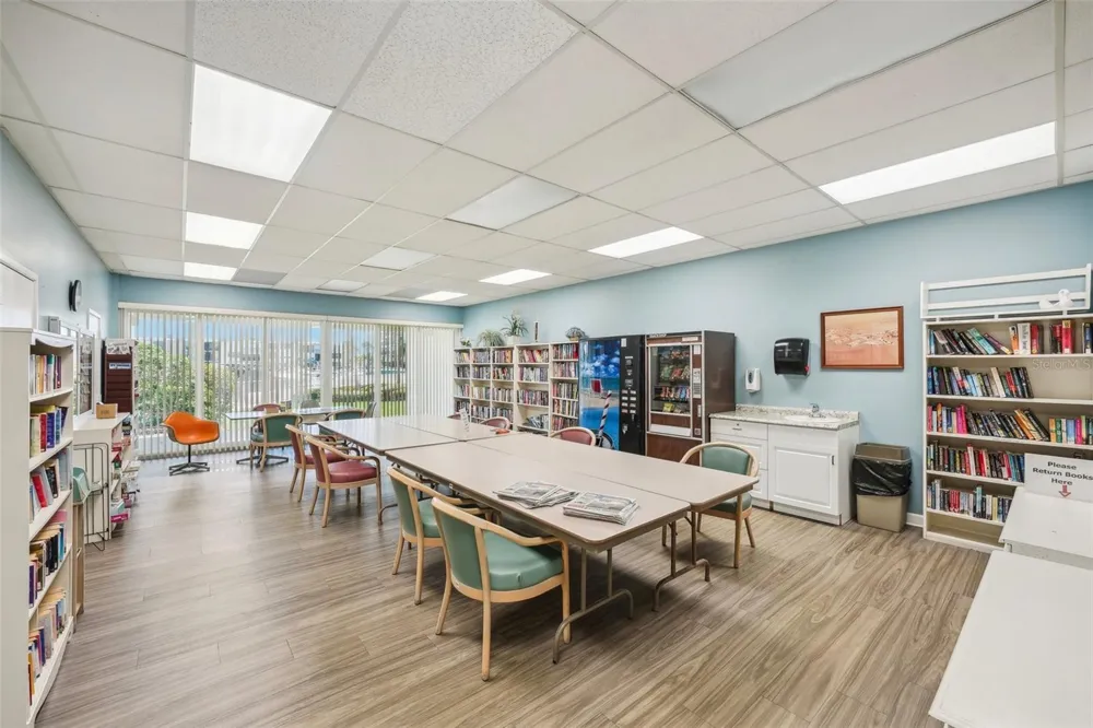 7400 SUN ISLAND DRIVE S #802 South Pasadena, FL 33707