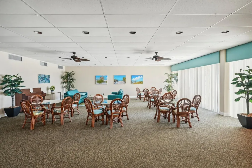 7400 SUN ISLAND DRIVE S #802 South Pasadena, FL 33707