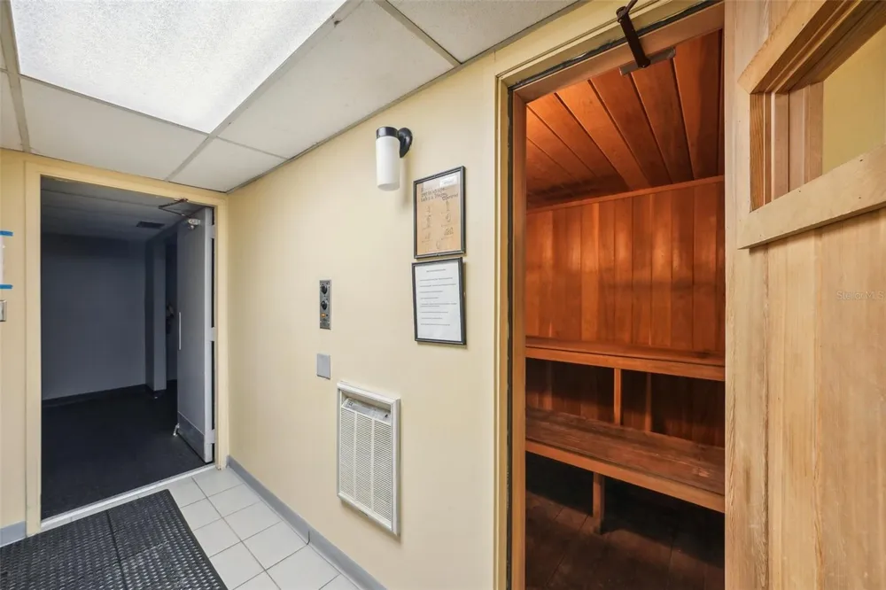 7400 SUN ISLAND DRIVE S #802 South Pasadena, FL 33707