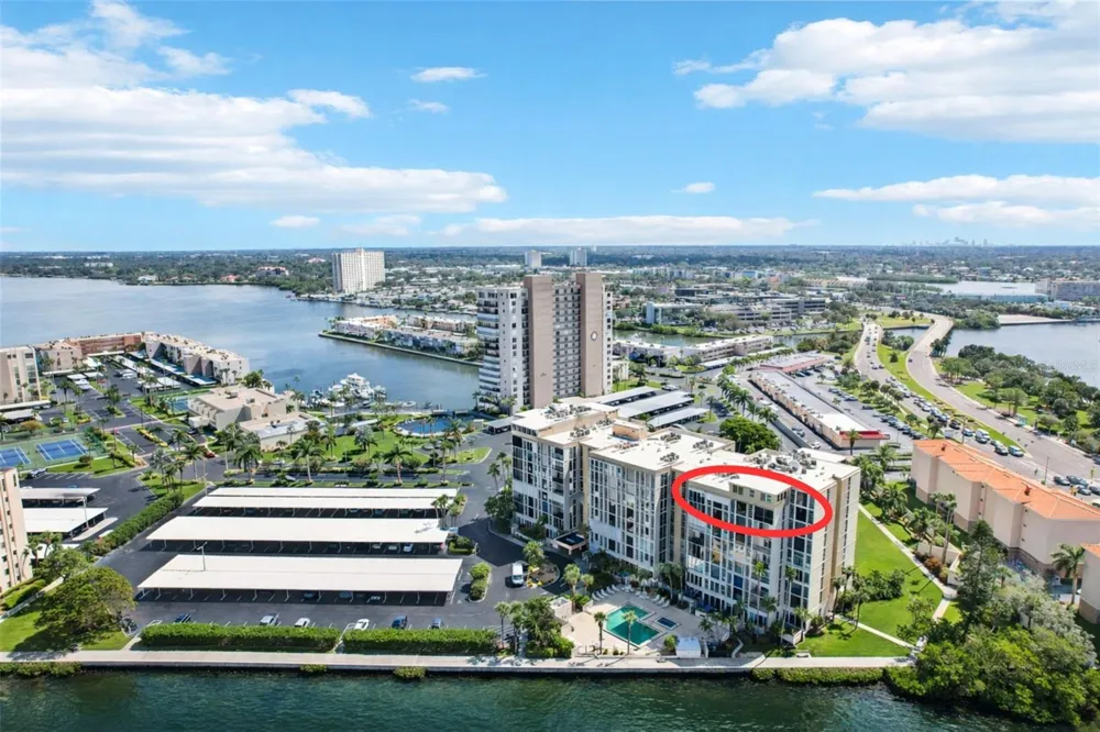 7400 SUN ISLAND DRIVE S #802 South Pasadena, FL 33707