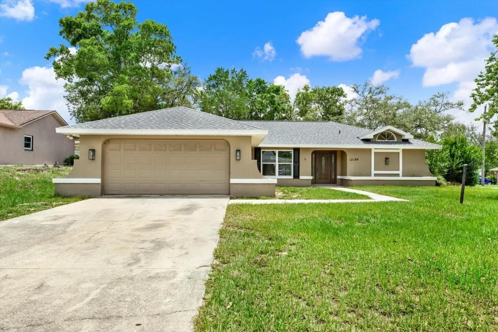 12186 LAMONT DRIVE Spring Hill, FL 34608