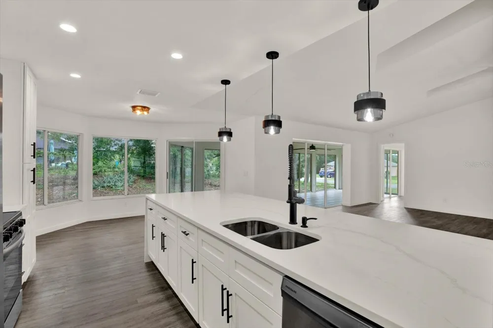 12186 LAMONT DRIVE Spring Hill, FL 34608