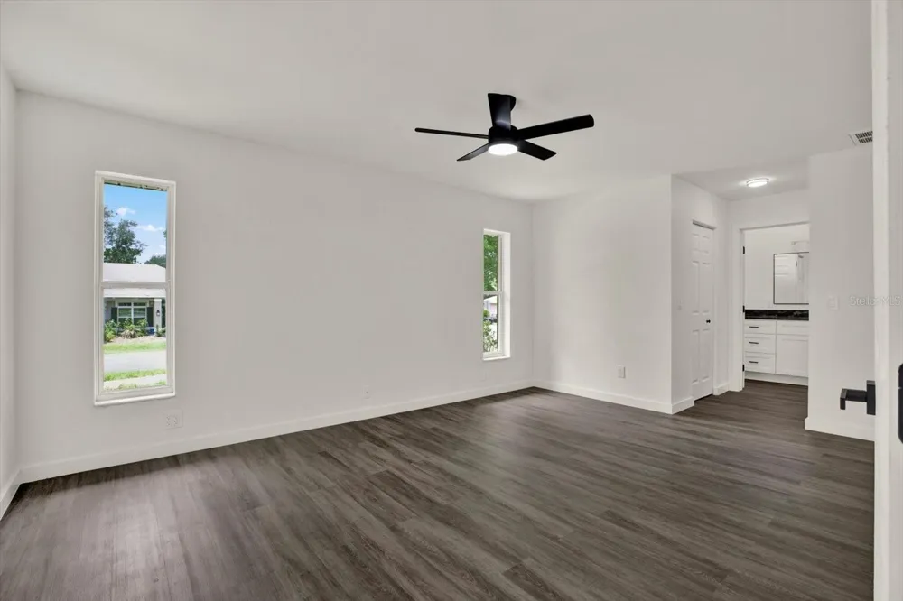 12186 LAMONT DRIVE Spring Hill, FL 34608