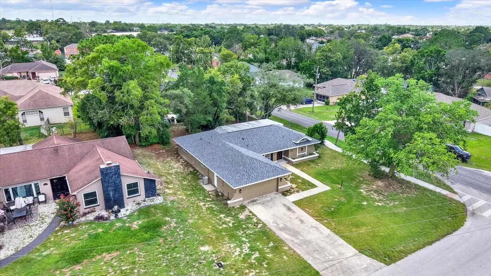 12186 LAMONT DRIVE Spring Hill, FL 34608
