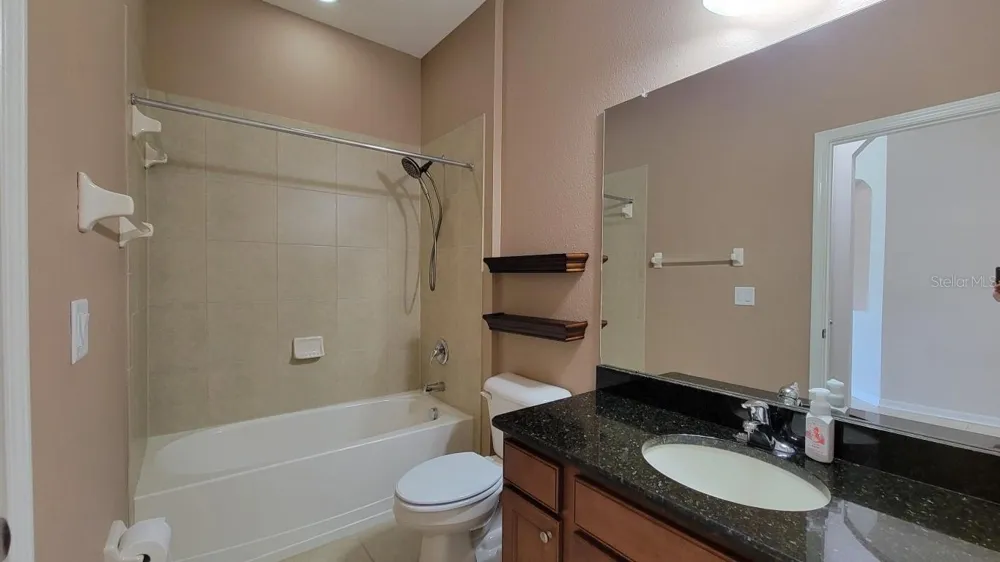 2229 VALTERRA VISTA WAY Valrico, FL 33594