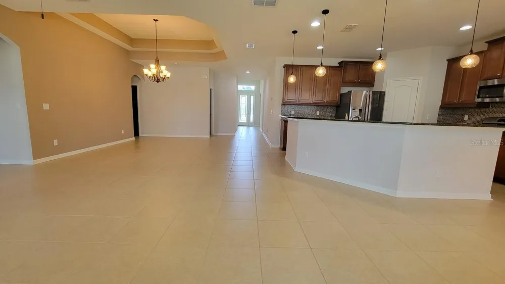 2229 VALTERRA VISTA WAY Valrico, FL 33594
