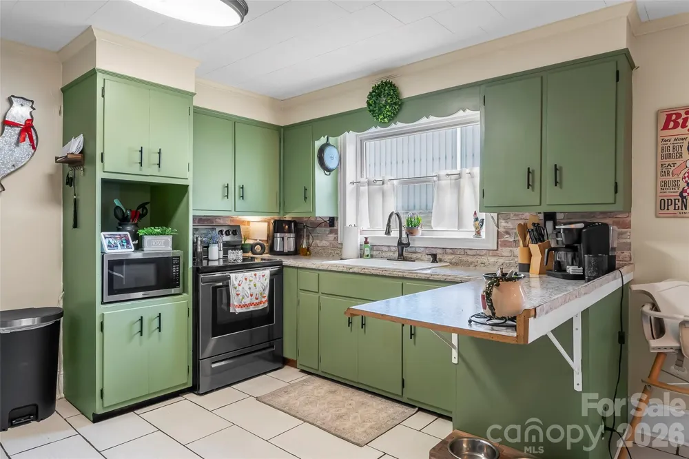 691 Central Street Hudson, NC 28638