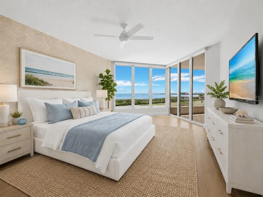 3040 GRAND BAY BOULEVARD #225 Longboat Key, FL 34228