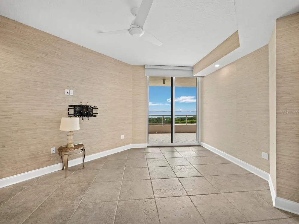 3040 GRAND BAY BOULEVARD #225 Longboat Key, FL 34228