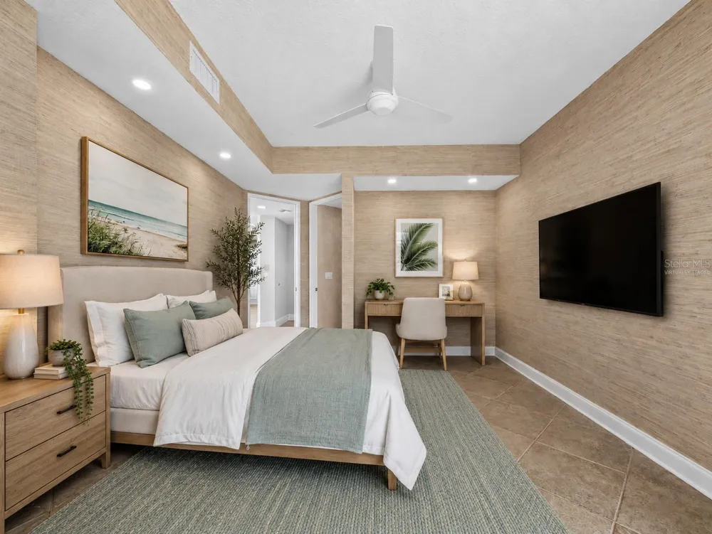 3040 GRAND BAY BOULEVARD #225 Longboat Key, FL 34228