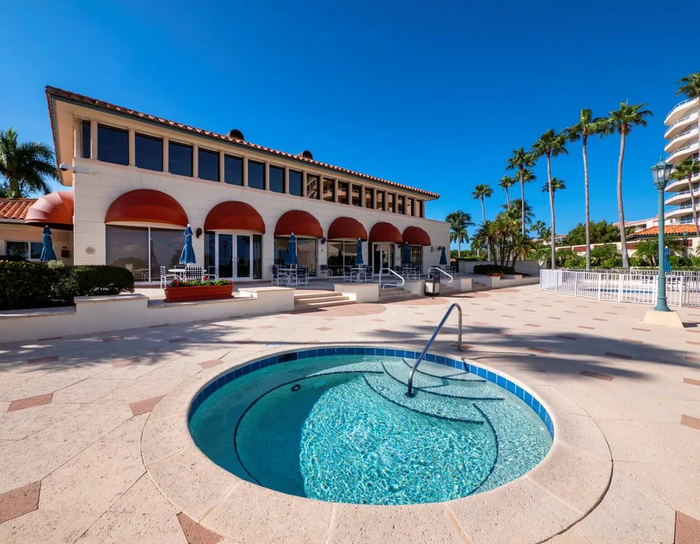 3040 GRAND BAY BOULEVARD #225 Longboat Key, FL 34228