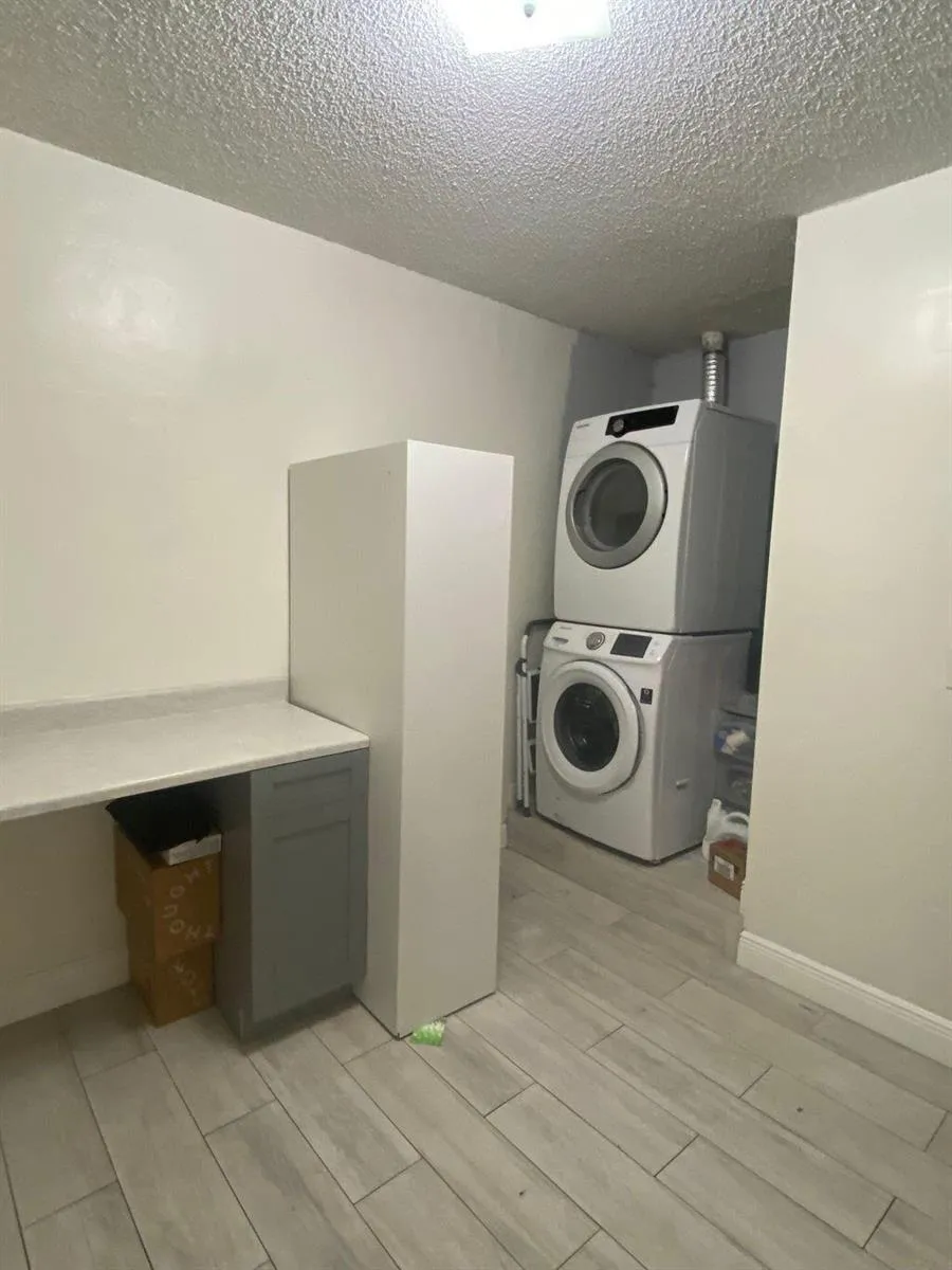 10473 NW 3RD STREET Pembroke Pines, FL 33026