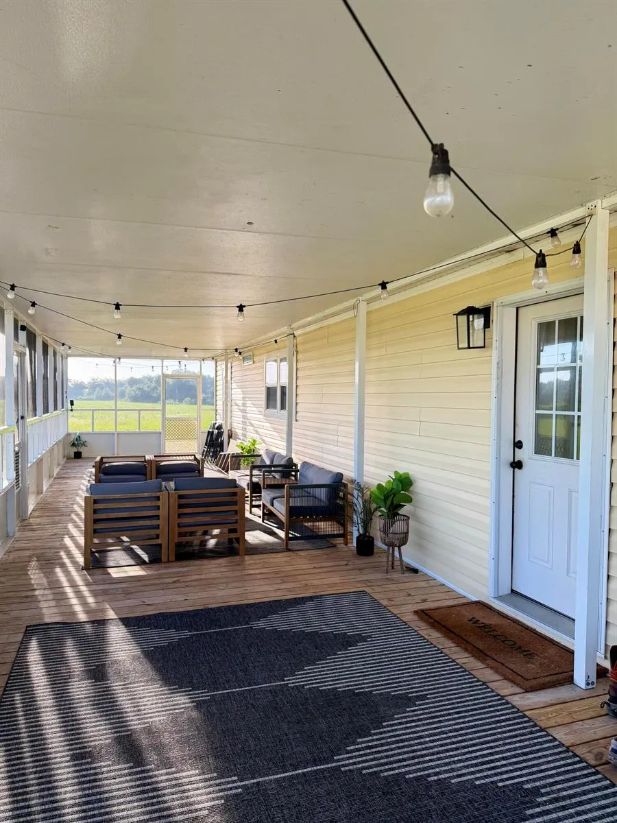 NW 276TH STREET Okeechobee, FL 34972