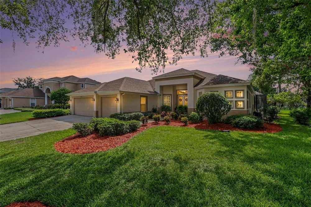 2912 HAMPTON PLACE COURT Plant City, FL 33566