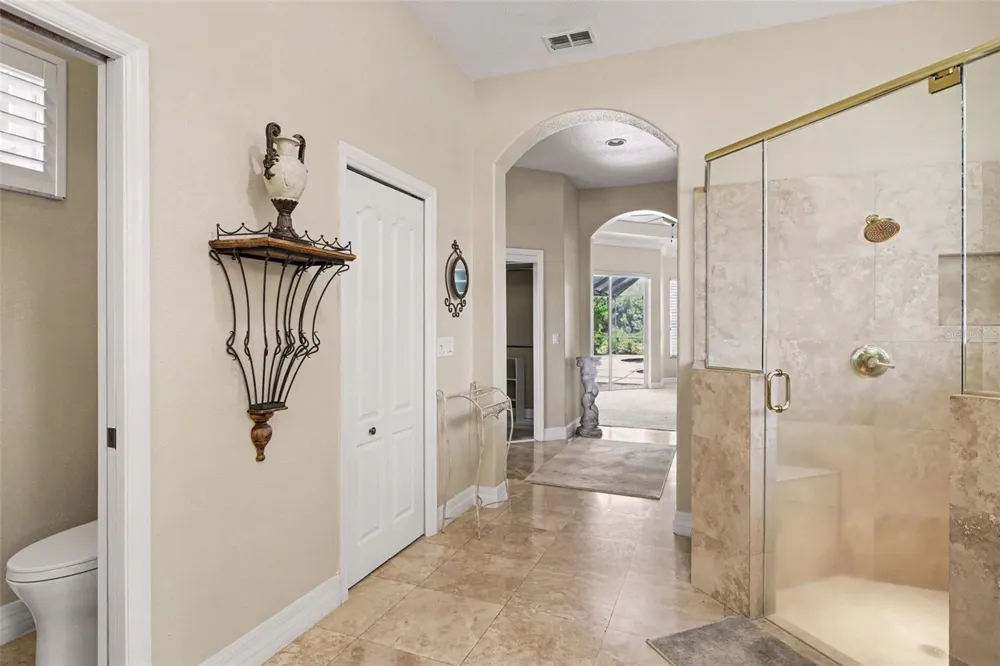 2912 HAMPTON PLACE COURT Plant City, FL 33566