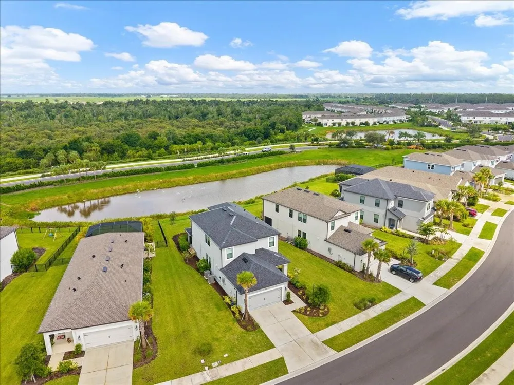 9016 TEQUILA SUNRISE DRIVE Sarasota, FL 34241