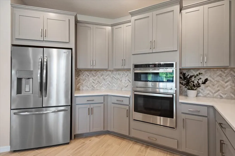 9016 TEQUILA SUNRISE DRIVE Sarasota, FL 34241