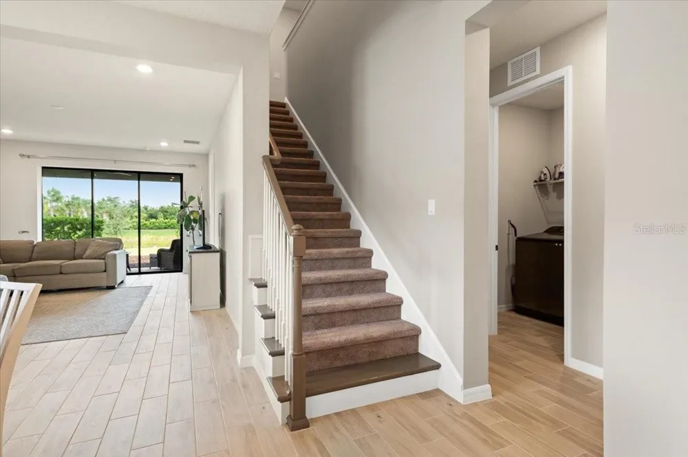 9016 TEQUILA SUNRISE DRIVE Sarasota, FL 34241