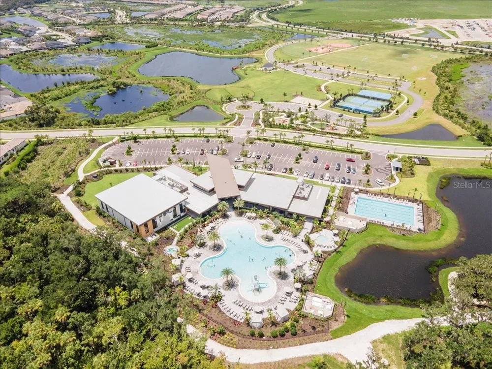 9016 TEQUILA SUNRISE DRIVE Sarasota, FL 34241