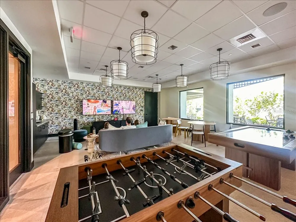 9016 TEQUILA SUNRISE DRIVE Sarasota, FL 34241