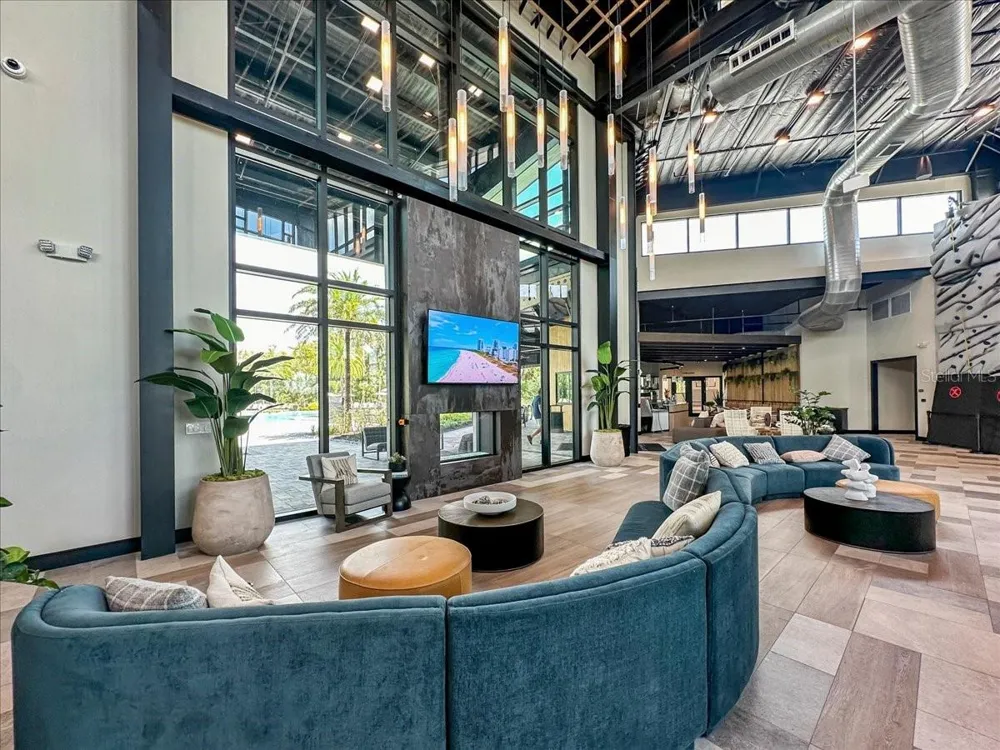 9016 TEQUILA SUNRISE DRIVE Sarasota, FL 34241