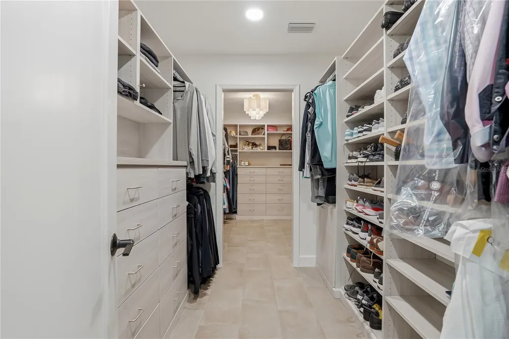 3896 42ND AVENUE S St Petersburg, FL 33711