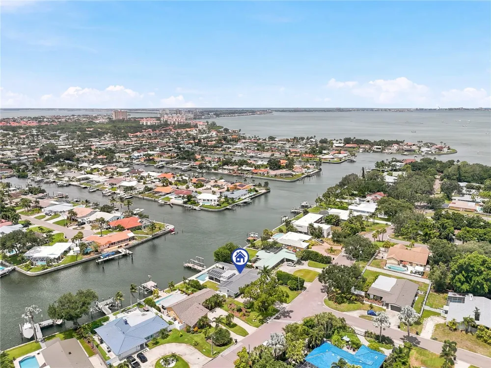 3896 42ND AVENUE S St Petersburg, FL 33711
