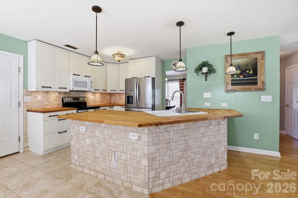 6306 Trevor Simpson Drive Indian Trail, NC 28079