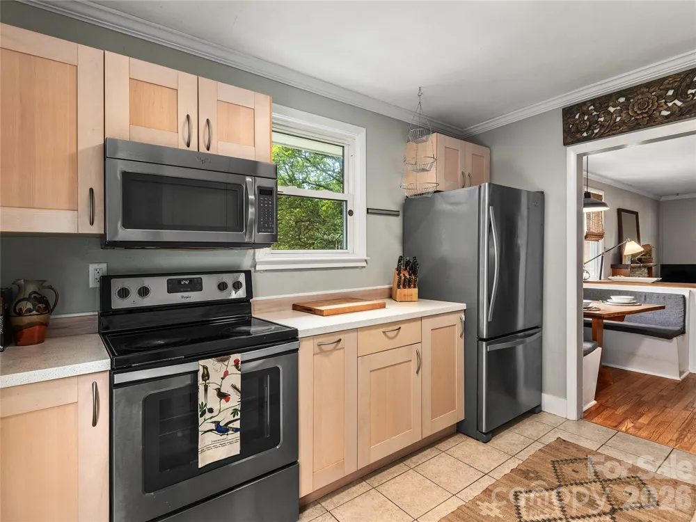 73 Fair Oaks Road Arden, NC 28704